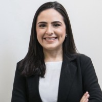 Nathália Andrade Email