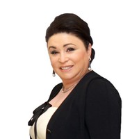 Yana Stolar Email