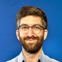 Heluna Health Employee Aaron Perry-Zucker's profile photo