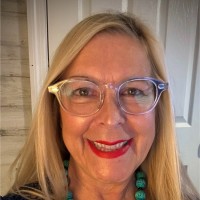 eBay.com Employee Theresa Wolfe's profile photo