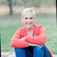 Kelly Leon Email & Phone Number