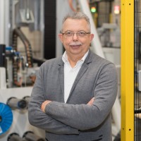 Ralf Neumann Email