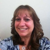 Reset Employee Becky Fox's profile photo