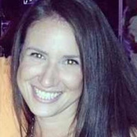 Momentum Realty Employee Michelle Weaver's profile photo