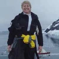 Innovative Schools Network Employee Sue Elliott's profile photo