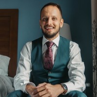 Vincent Aguirre Email & Phone Number