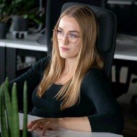 Ana Musović Email