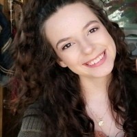 YourTango Employee Deauna Roane's profile photo