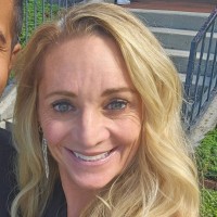 Certified Fleet Services Employee Angela Smith's profile photo