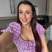 Ella Thompson Email