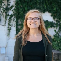 Julia Bee Email & Phone Number