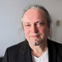 Andreas Buschmann Email