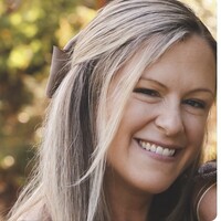 Evite Employee Sara Bartshe's profile photo