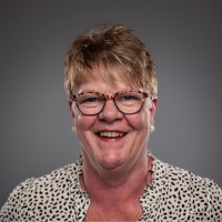 Roelinde van der Vlist Email
