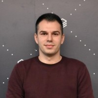 Dušan Živanović Email