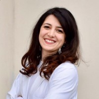 Giulia Raineri Email