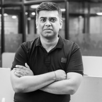 Logic Square Technologies Employee Vineet Harbhajanka's profile photo