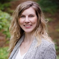 Amanda Watroba Email