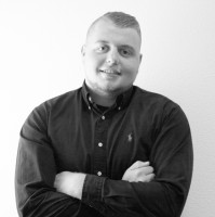Shane van Putten Email