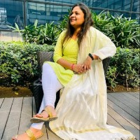 Komal Jaiswal Email