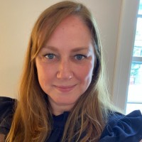 Julie Masow's profile photo