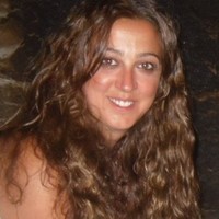 Almudena Aguirre Email