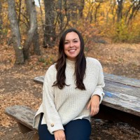 4.screen Employee Alexis Stearman's profile photo