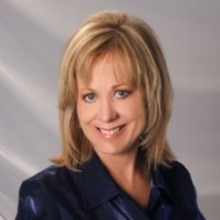 Lesli Britt's profile photo