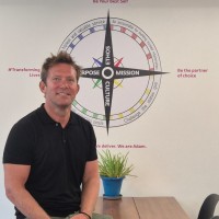 Léon Milns Email & Phone Number