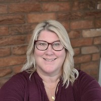 Becky Giles-Phillips Email