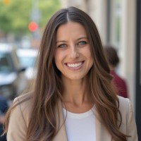 LiveMore Superfoods Employee Julia Klein's profile photo