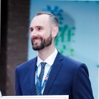 Alexander 艾煜晨 Email & Phone Number