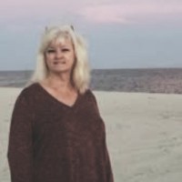 Lynda Presley