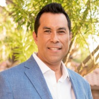 Robert Lorenzana