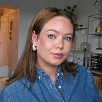 Stina Arketeg Email