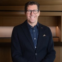 On Employee Jonathan Fearn's profile photo