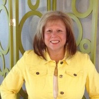 Robyn Mack Email & Phone Number