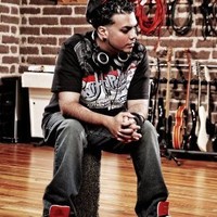 Gabriel Labrador Email