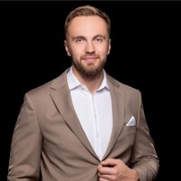 Safesqr Employee Daniel Wolnik's profile photo