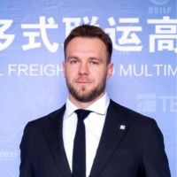 Dmitrij Hasenkampf Email
