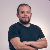 Paúl Salazar Email