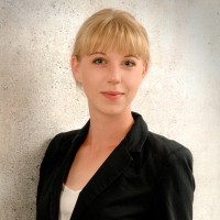 Anna Pschierer Email