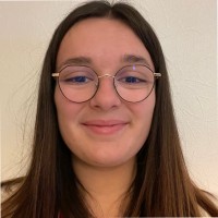 As DOMICILE Employee Justine Herault's profile photo