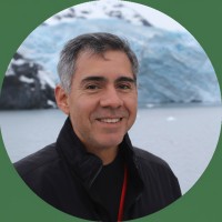 Synerio Employee Edward Herrera's profile photo