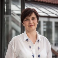 Eva Zanova Email