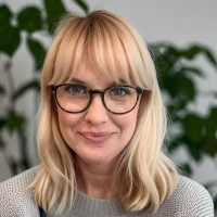 Louisa James Email & Phone Number