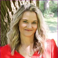 HUG Construction Employee Tanya Weiler's profile photo