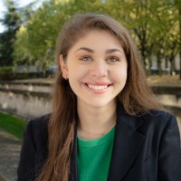 ADVANCED Schema Employee Laura Piquet's profile photo