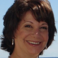 Laura Kercelius Email