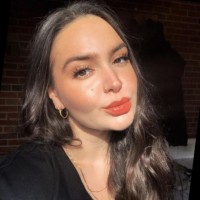 SEPHORA Employee Madison Rae's profile photo